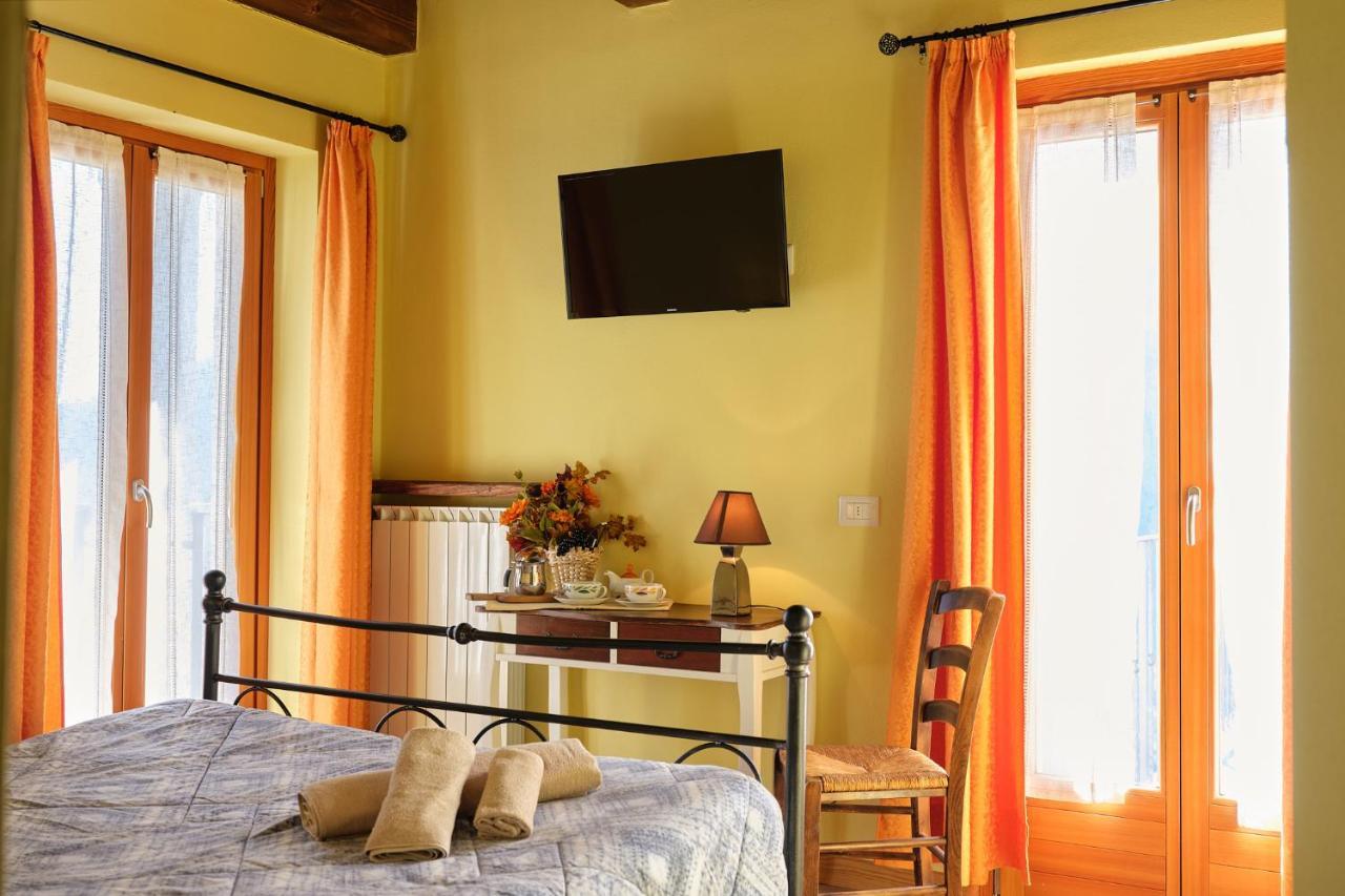 Circolo Operaio Acli Colloro Hotell Exteriör bild