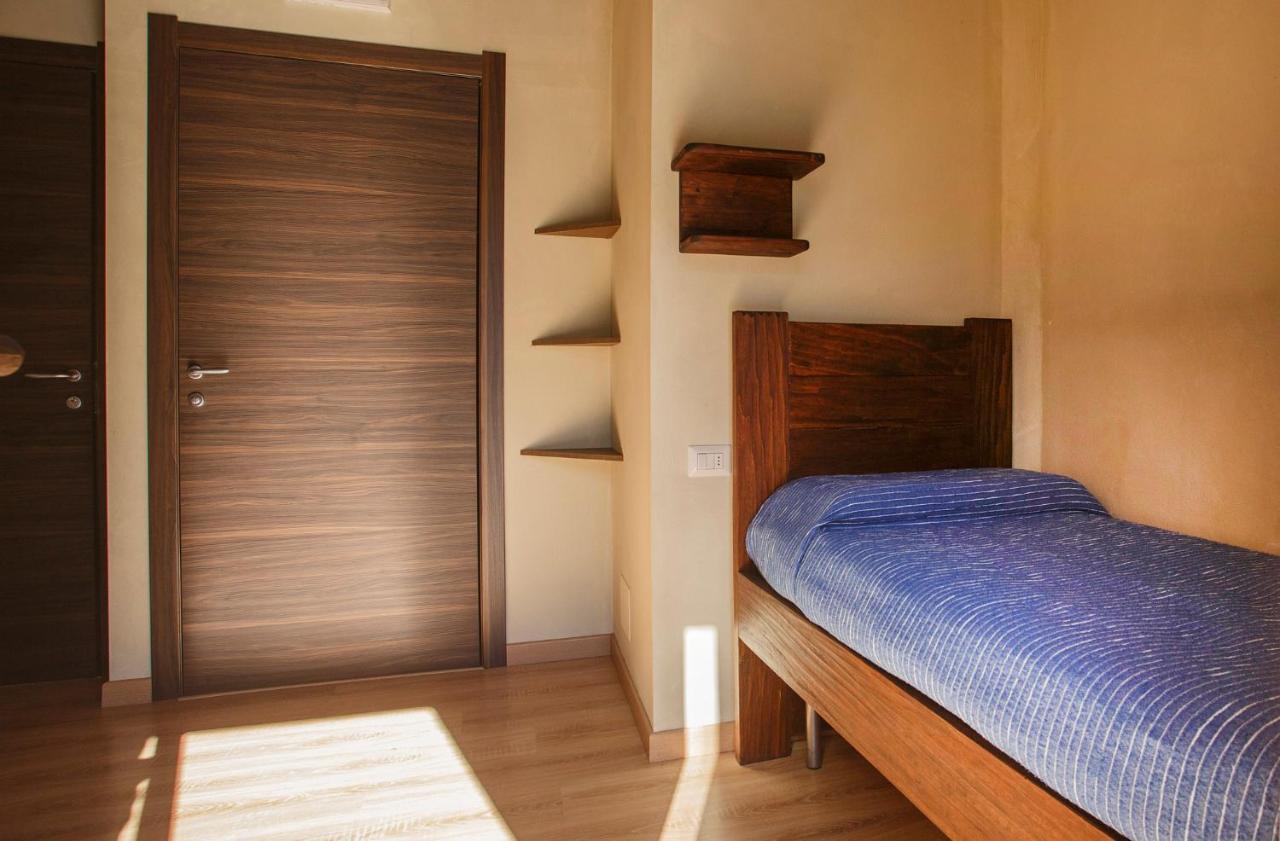 Circolo Operaio Acli Colloro Hotell Exteriör bild